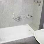 15748c *